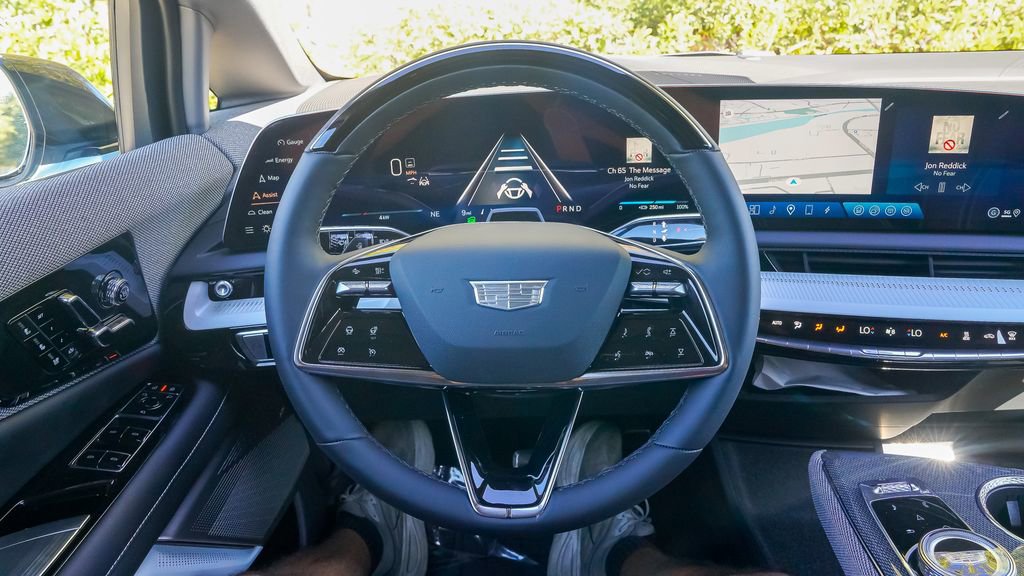 New 2026 Cadillac Optiq Sport 2 image 23