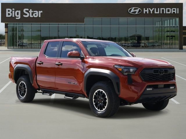Used 2025 Toyota Tacoma TRD Off-Road AWD/4WD image 6