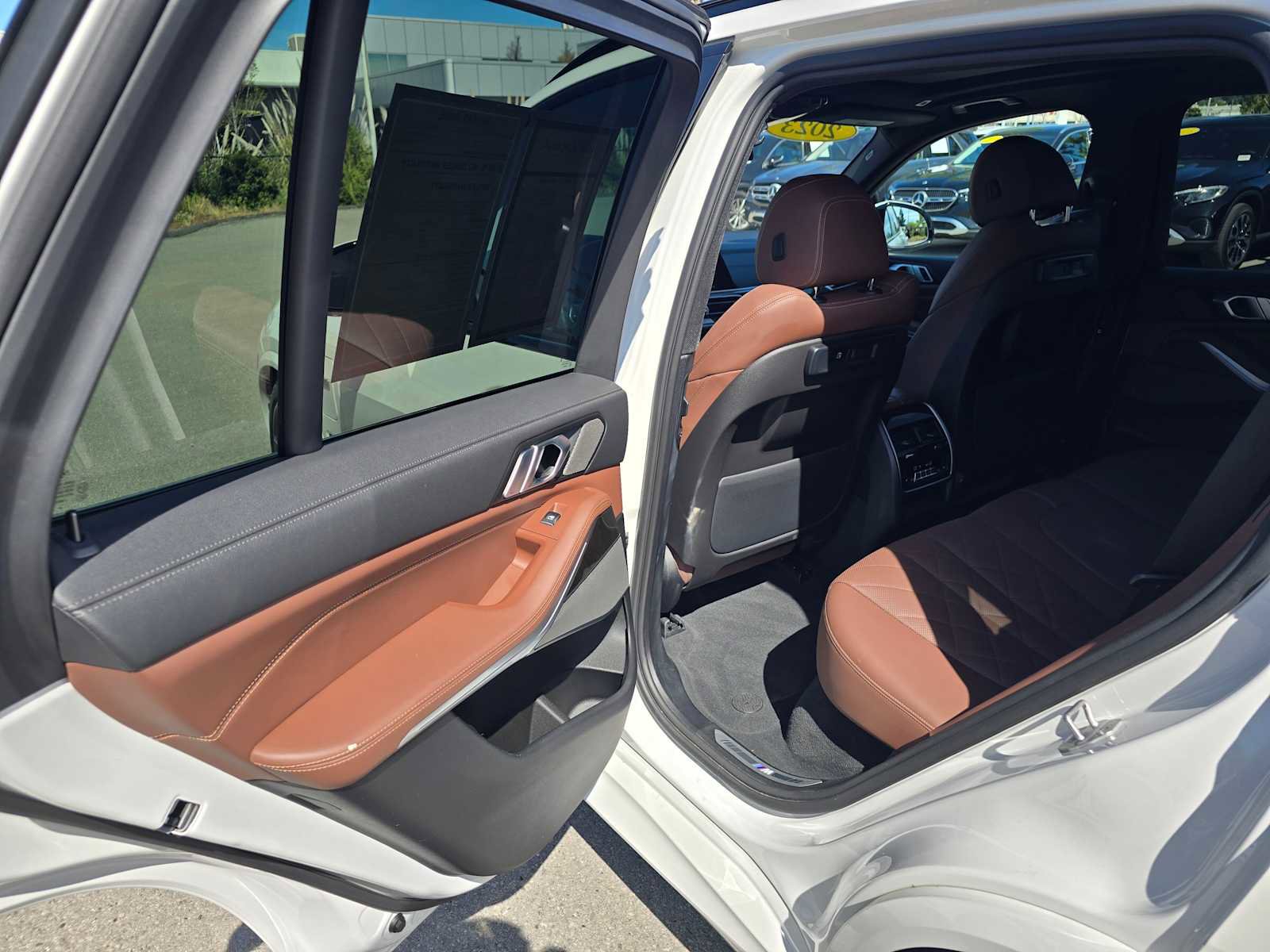 Used 2023 BMW X5 xDrive45e w/ M Sport Package image 17