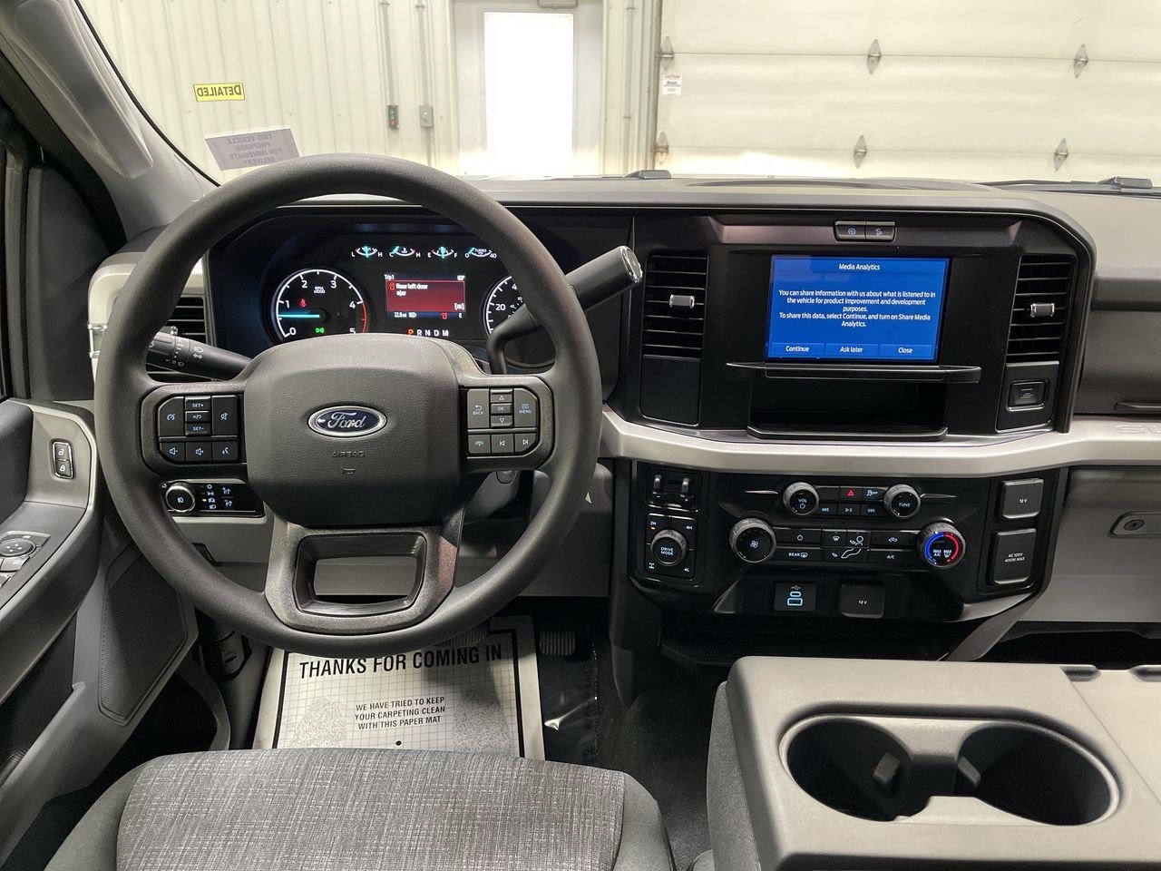 New 2025 Ford F350 XLT image 3