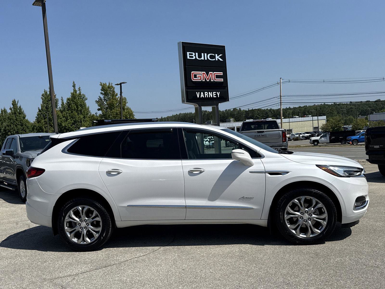 Used 2020 Buick Enclave Avenir w/ Avenir Technology Package image 4