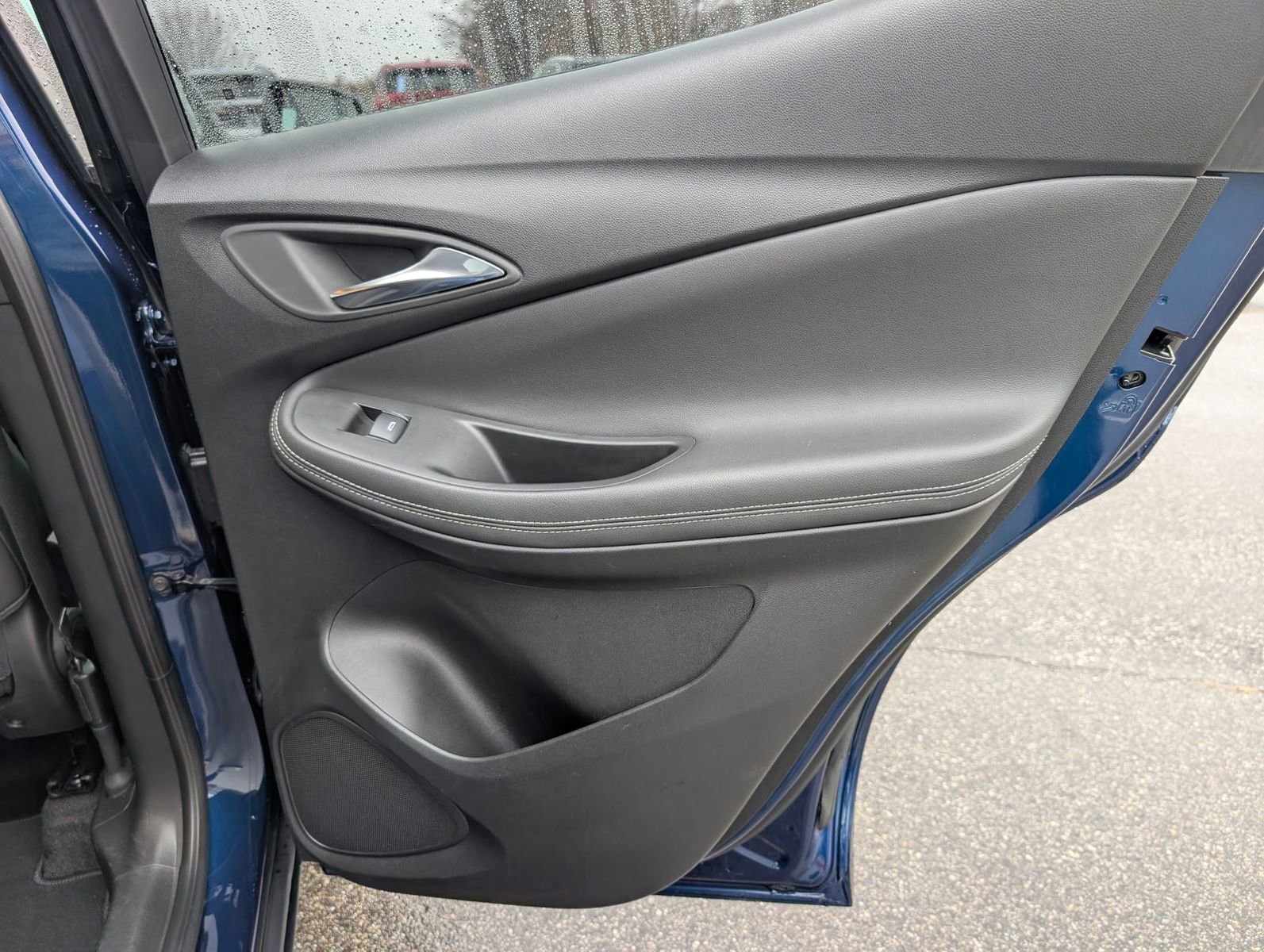 Certified 2023 Buick Encore GX Preferred w/ Cold Weather Comfort Package image 26