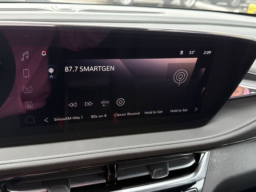 New 2026 Buick Envista Sport Touring image 18