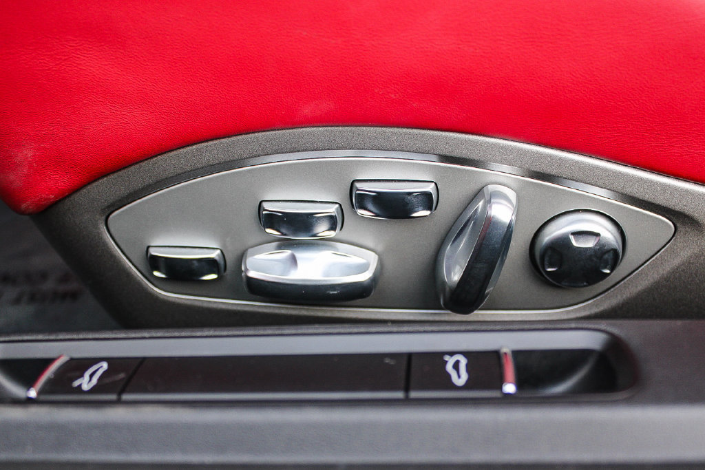 Used 2024 Porsche 718 Boxster S RWD image 23