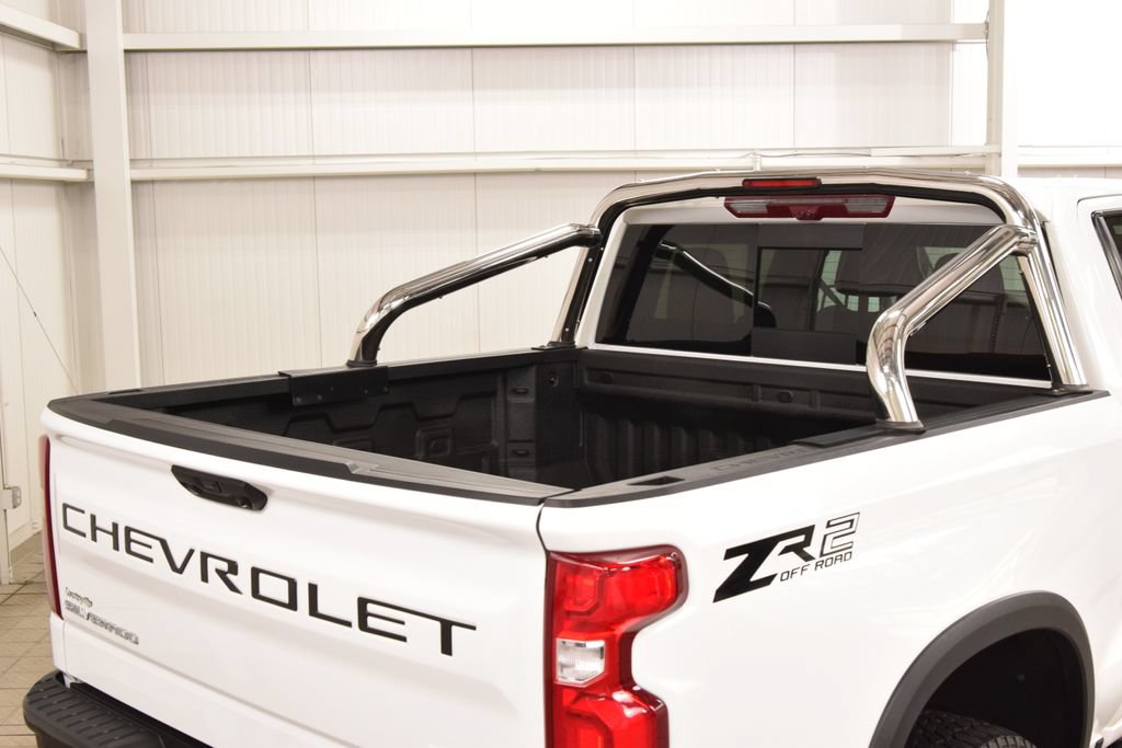 Used 2023 Chevrolet Silverado 1500 ZR2 w/ Technology Package AWD/4WD image 29