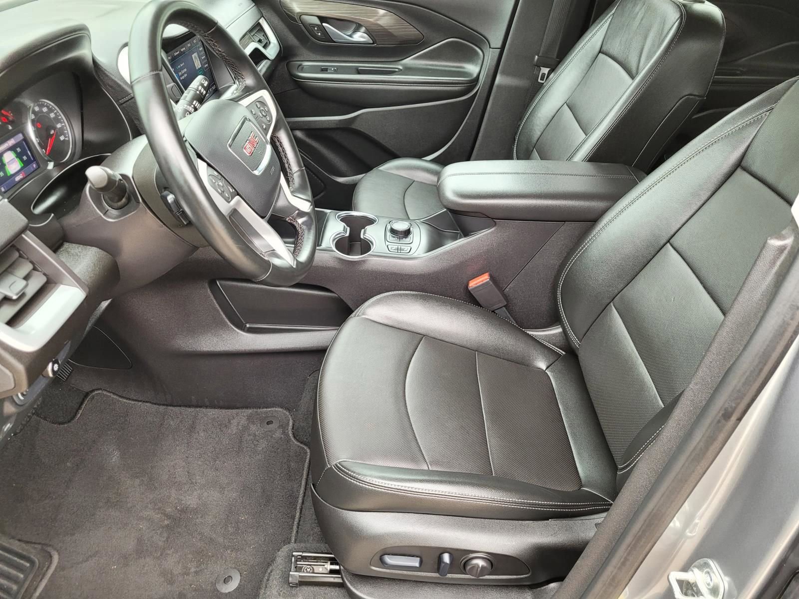 Used 2024 GMC Terrain SLT image 22