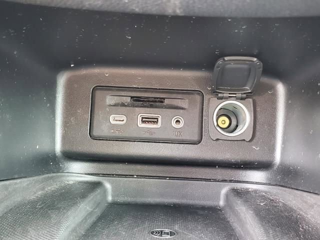 Used 2022 Chevrolet Equinox Premier image 27