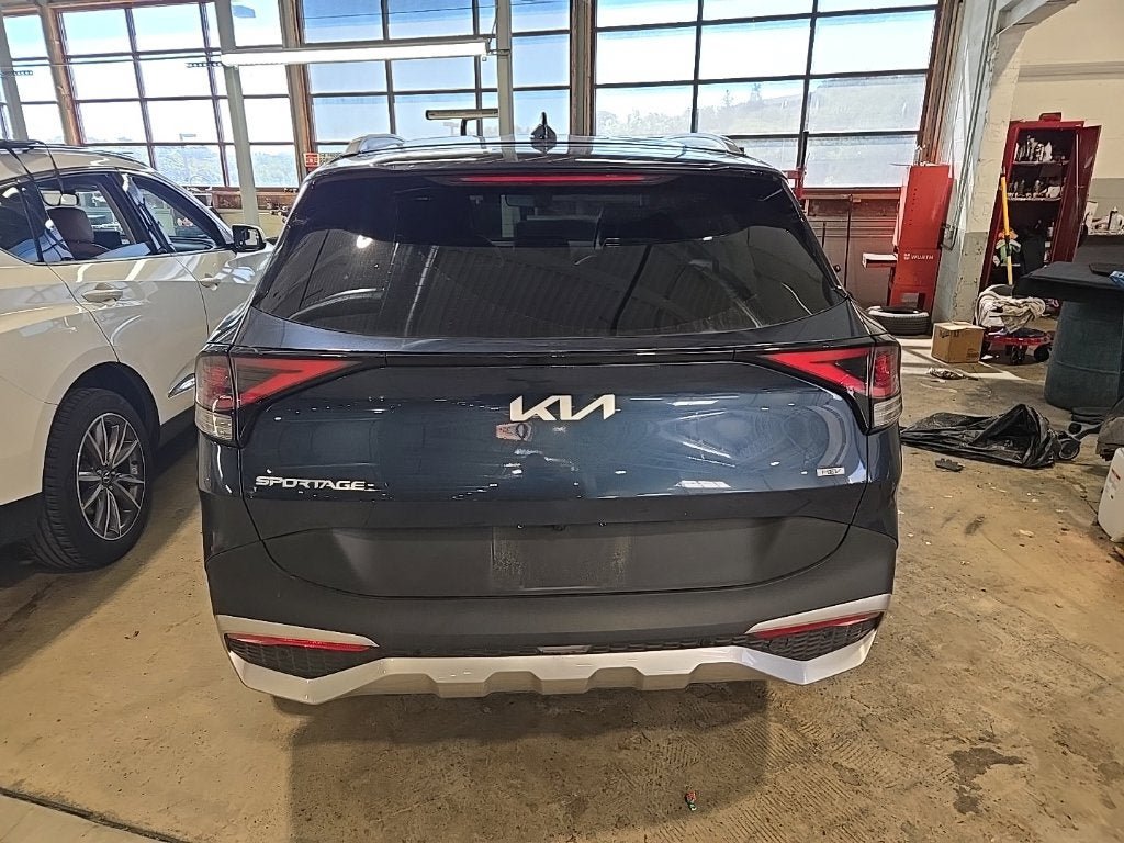 Used 2023 Kia Sportage EX AWD/4WD image 12