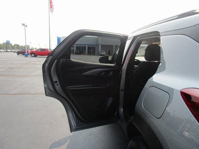 Certified 2024 Chevrolet TrailBlazer LT w/ LT Cold Weather Package image 18