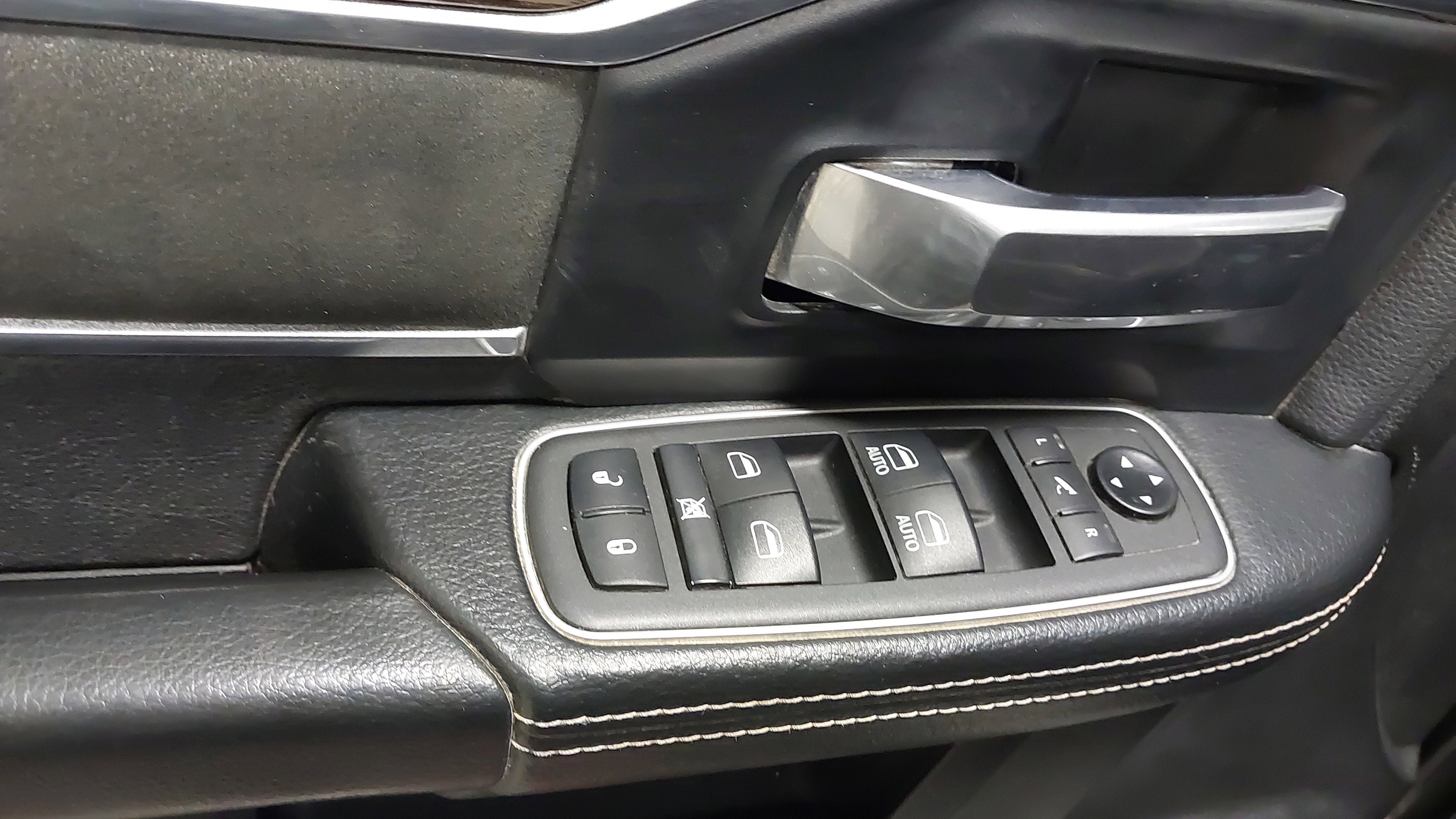 Used 2021 RAM 2500 Laramie AWD/4WD image 25