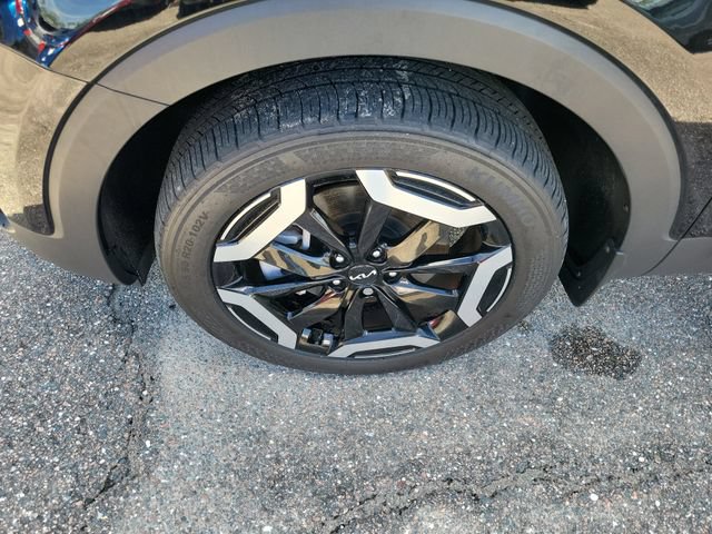 Used 2025 Kia Telluride S FWD image 6