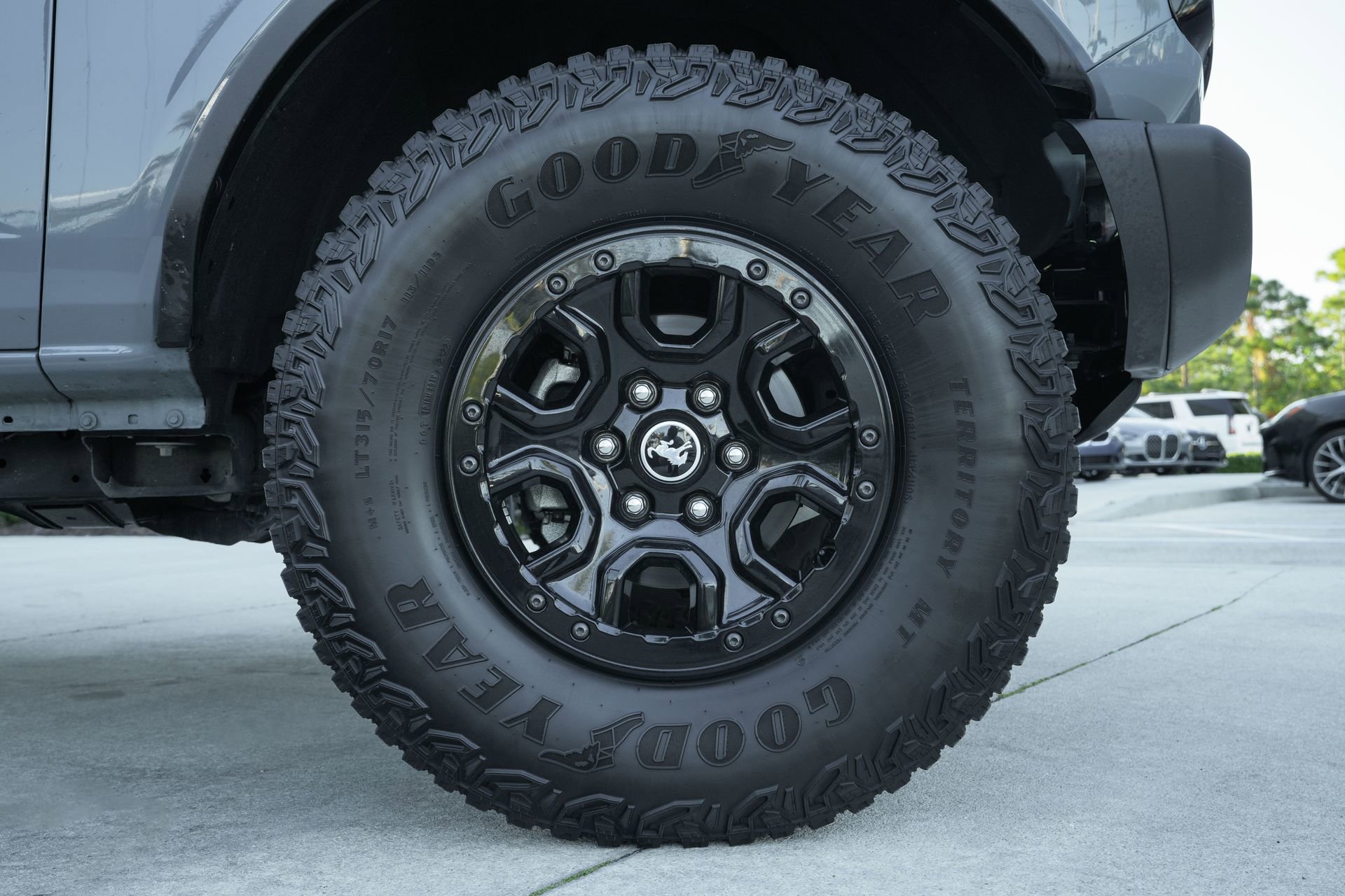 Used 2023 Ford Bronco Wildtrak image 27