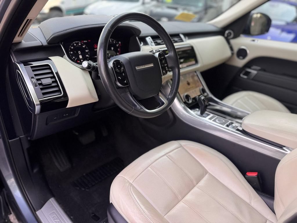 Used 2019 Land Rover Range Rover Sport HSE AWD/4WD image 13