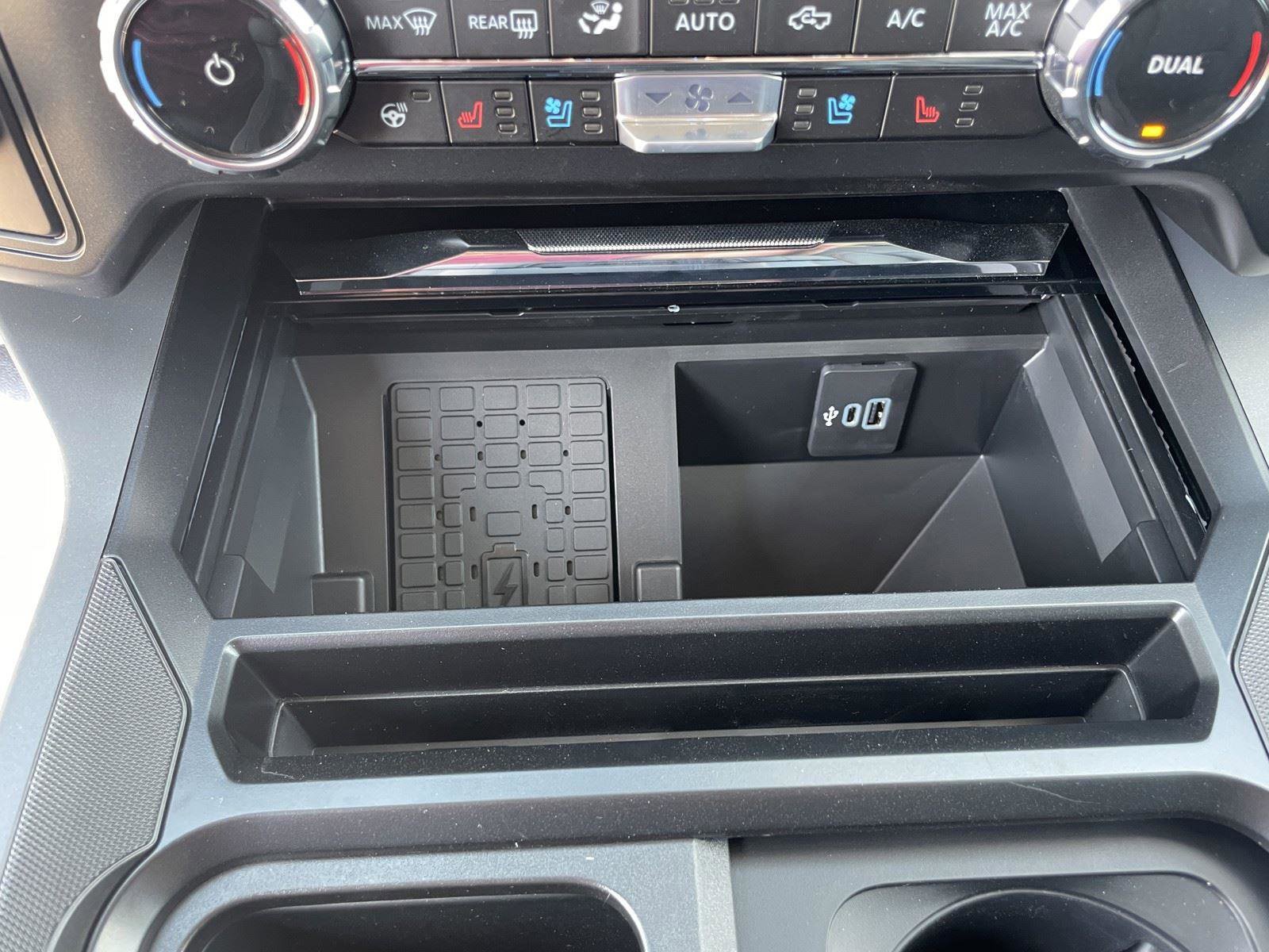 New 2026 Ford F350 Lariat RWD image 19