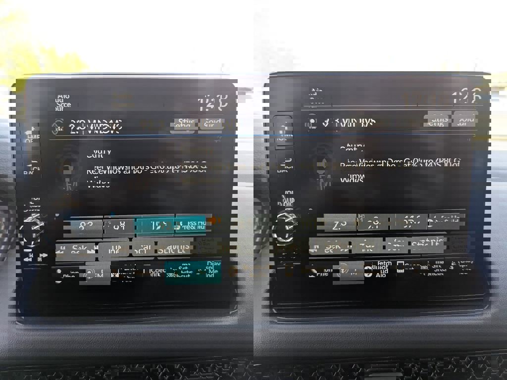 Used 2023 Honda HR-V EX-L image 19