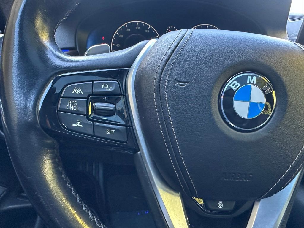 Used 2019 BMW 530i xDrive w/ Dynamic Handling Package image 23