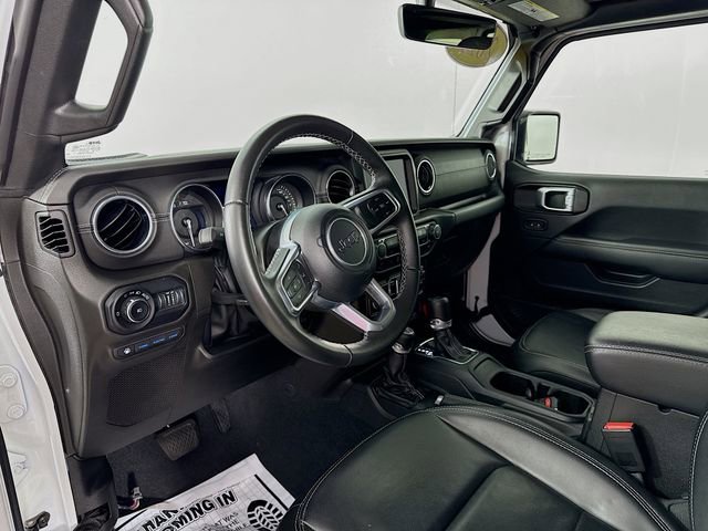 Used 2022 Jeep Wrangler Unlimited Sahara image 9