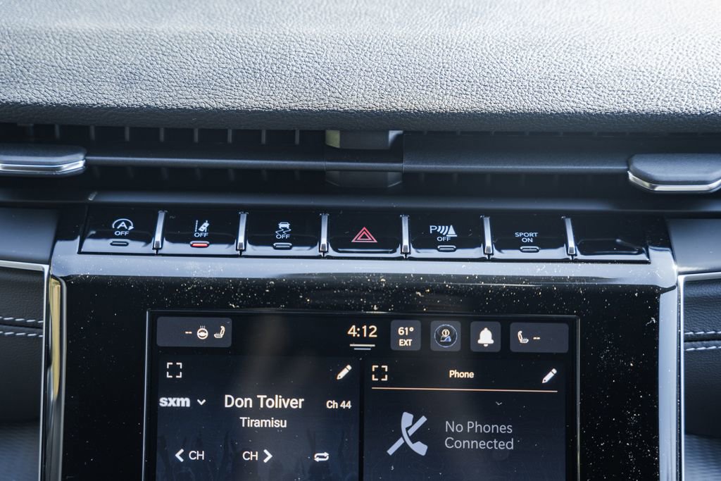 New 2025 Jeep Grand Cherokee Laredo X w/ Luxury Tech Group I image 21