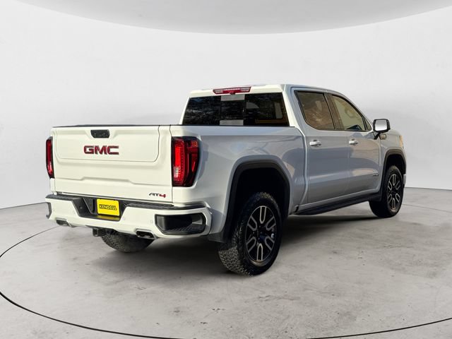 Used 2024 GMC Sierra 1500 AT4 w/ Technology Package AWD/4WD image 5