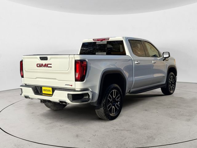 Used 2024 GMC Sierra 1500 AT4 w/ Technology Package AWD/4WD image 5