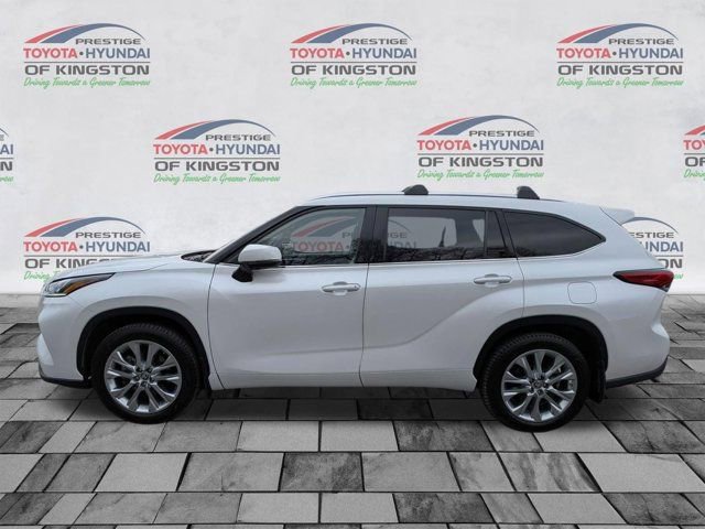 Used 2023 Toyota Highlander Limited image 7