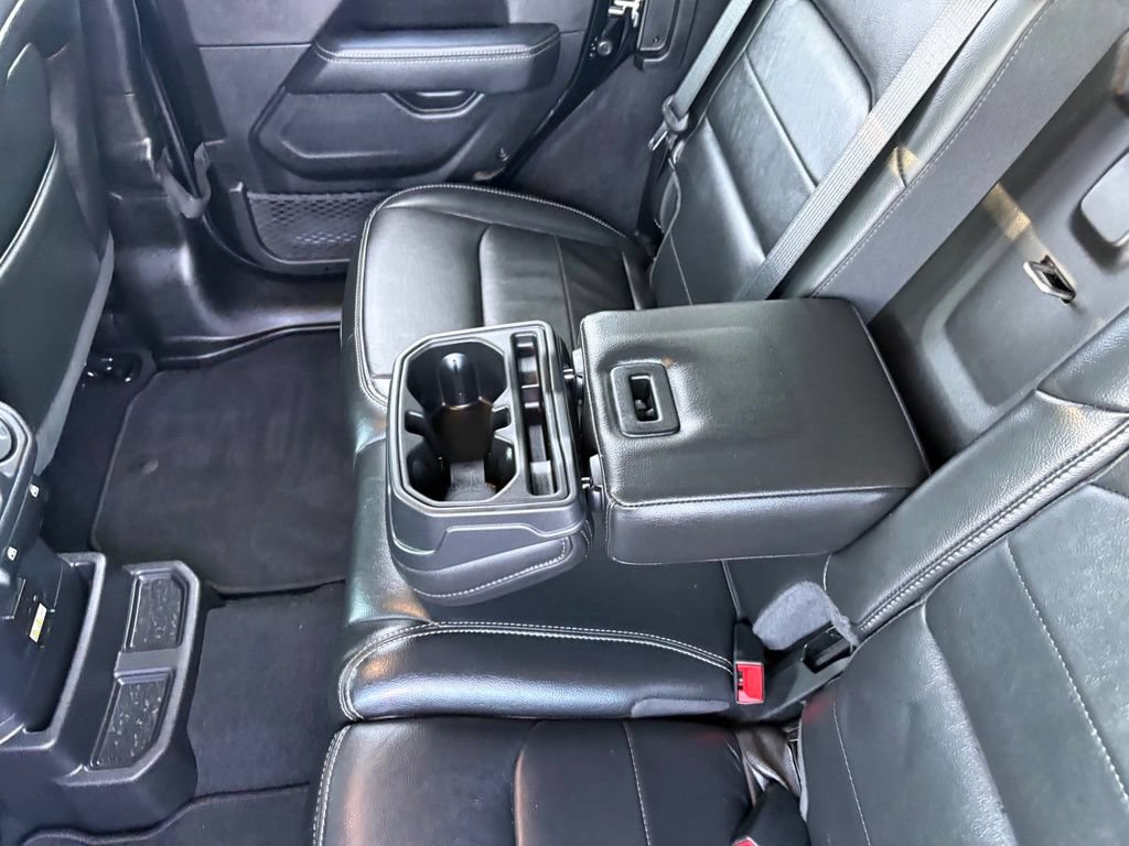 Used 2022 Jeep Wrangler Unlimited Sahara w/ LED Lighting Group AWD/4WD image 14