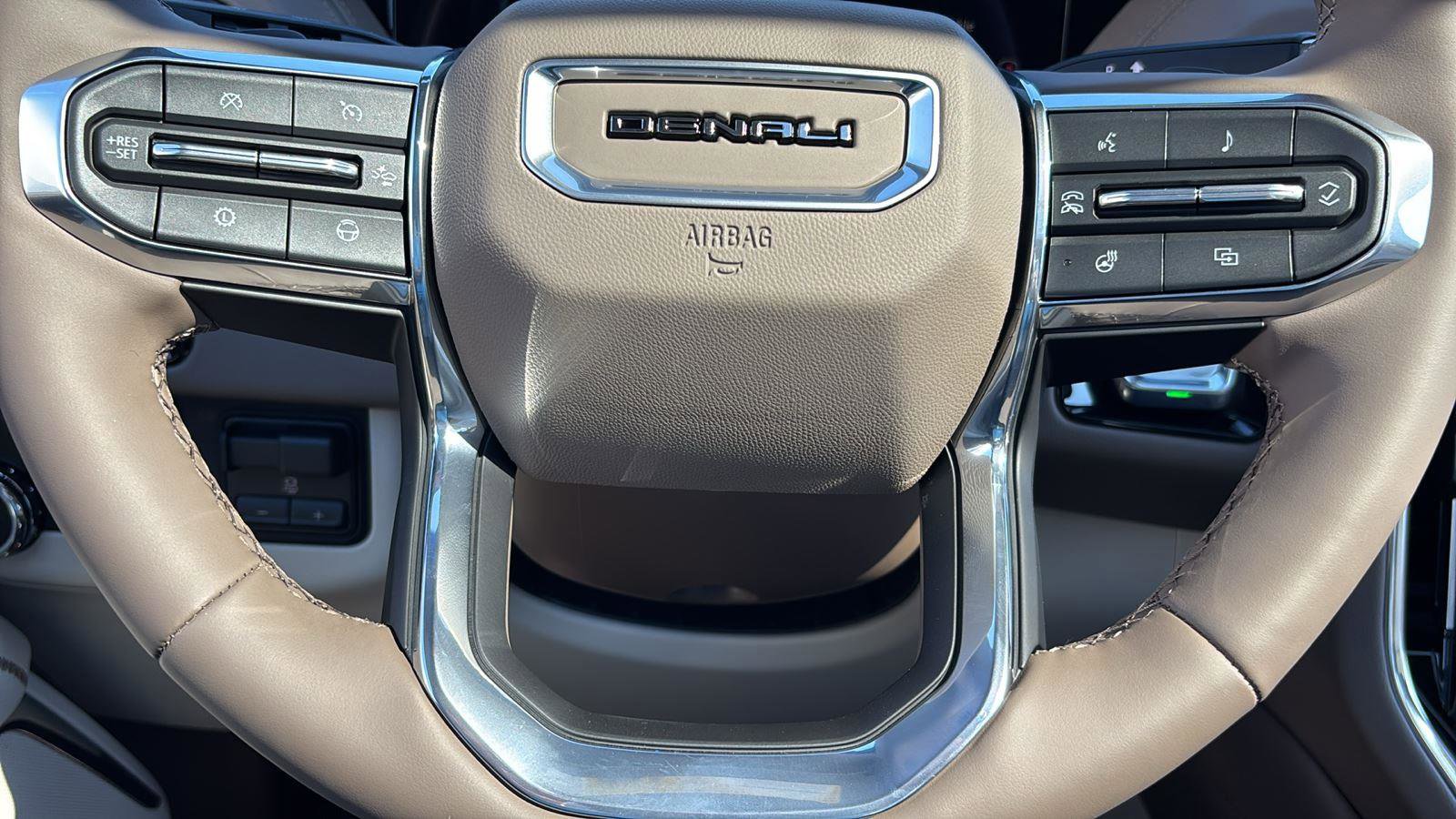 New 2026 GMC Yukon Denali w/ Advanced Technology Package image 31