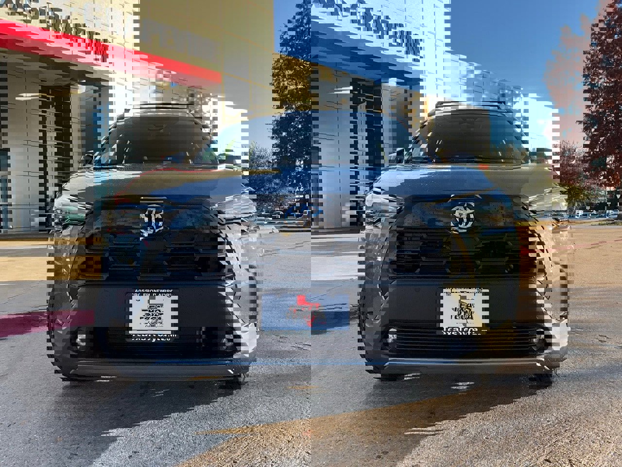 New 2026 Toyota Corolla Cross XLE image 4