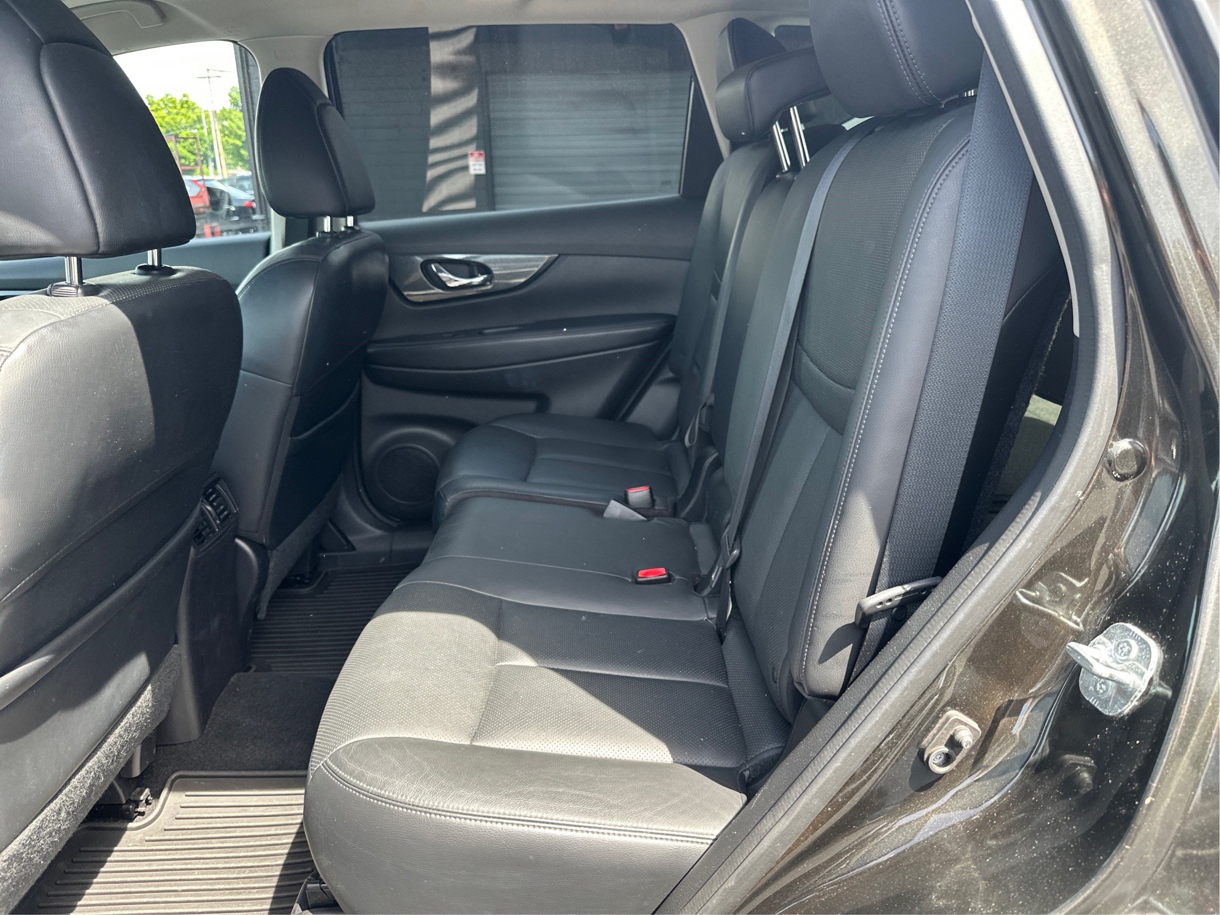 Used 2014 Nissan Rogue SL AWD/4WD image 10