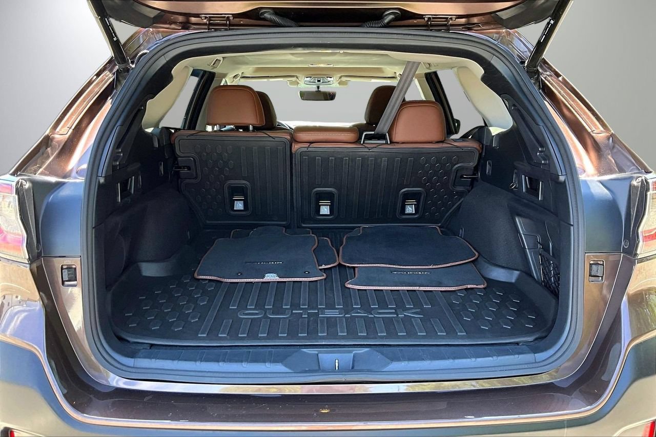 Used 2021 Subaru Outback Touring AWD/4WD image 26