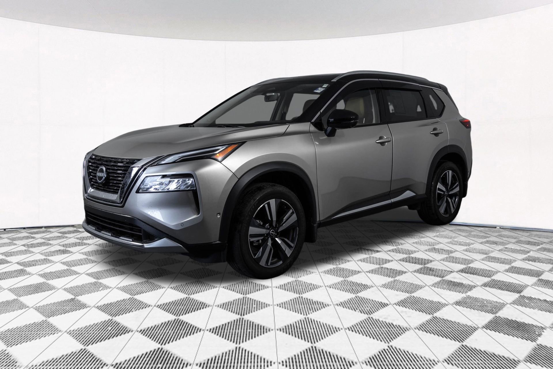Used 2023 Nissan Rogue Platinum w/ Platinum Premium Package FWD image 14