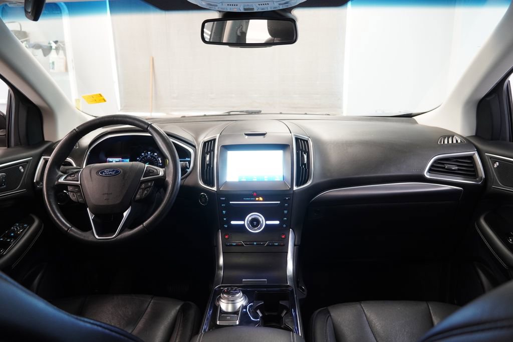 Used 2019 Ford Edge Titanium w/ Cold Weather Package AWD/4WD image 20
