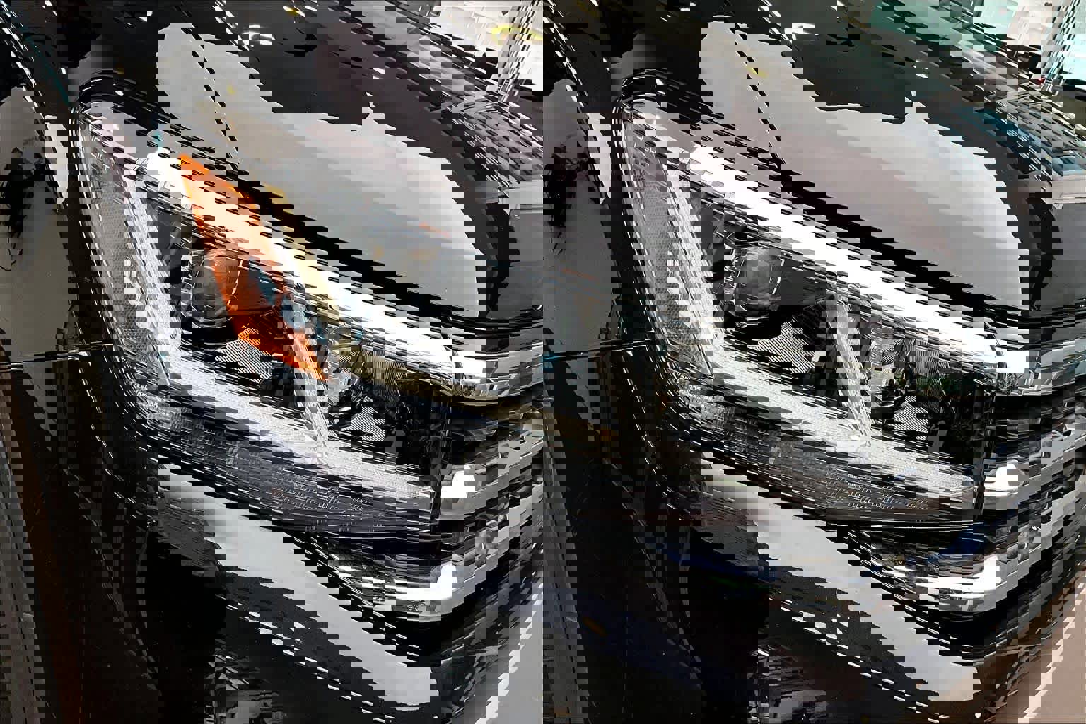 Used 2023 Volkswagen Atlas Cross Sport SE image 26