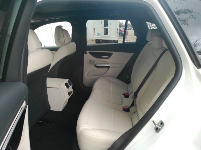 Used 2024 Mercedes-Benz GLC 300 image 20