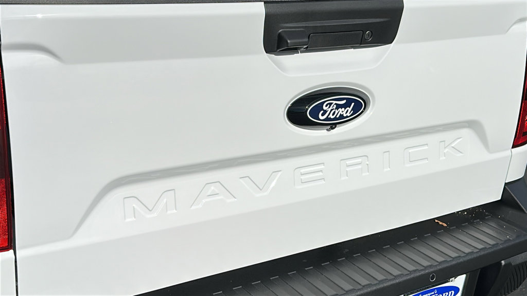 New 2025 Ford Maverick Lariat w/ 4K Tow Package image 28