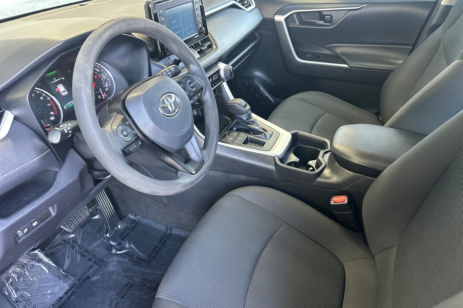 Certified 2021 Toyota RAV4 LE w/ Carpet Mat Package (TMS) FWD image 9