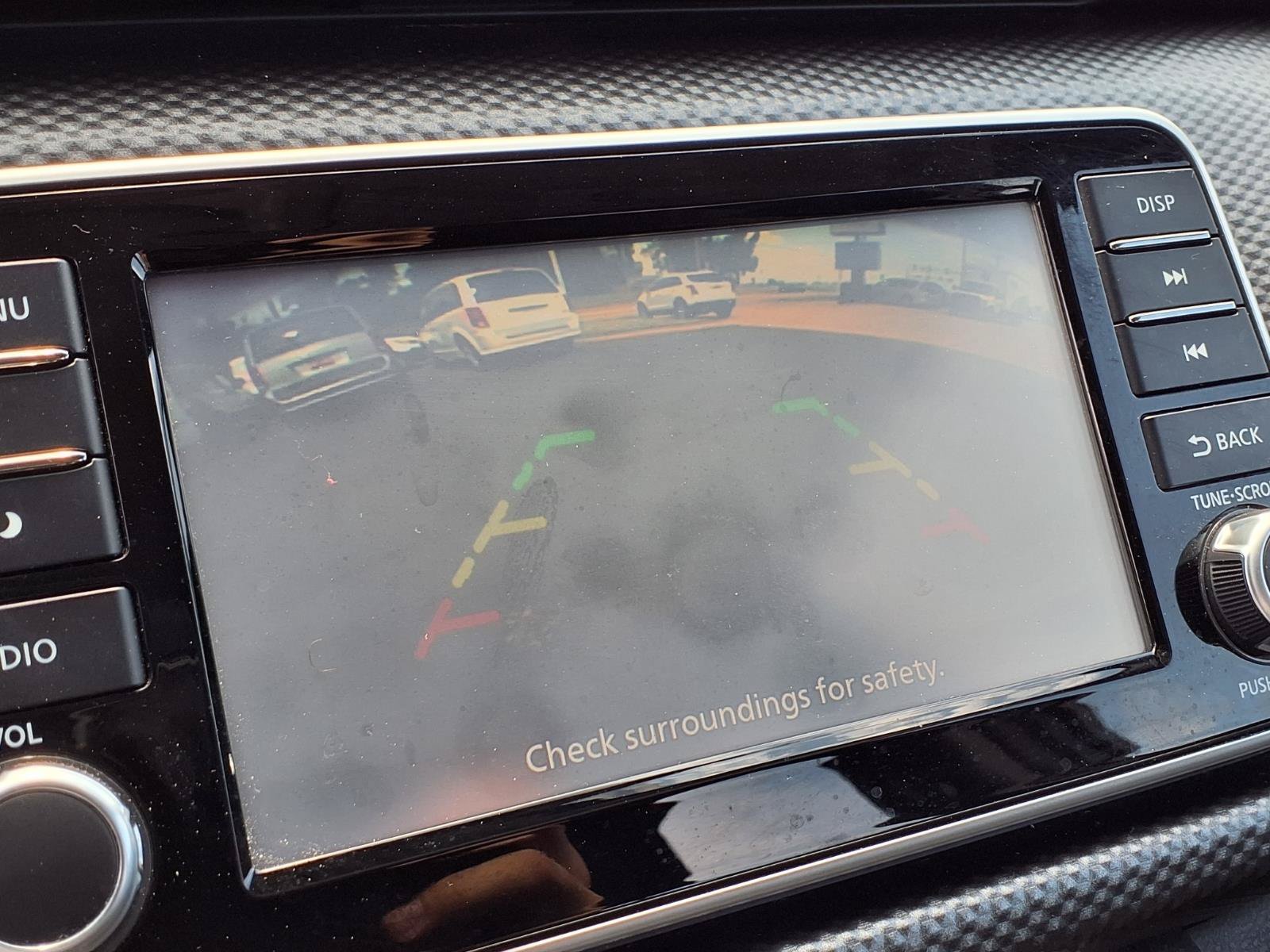 Used 2020 Nissan Kicks S FWD image 4