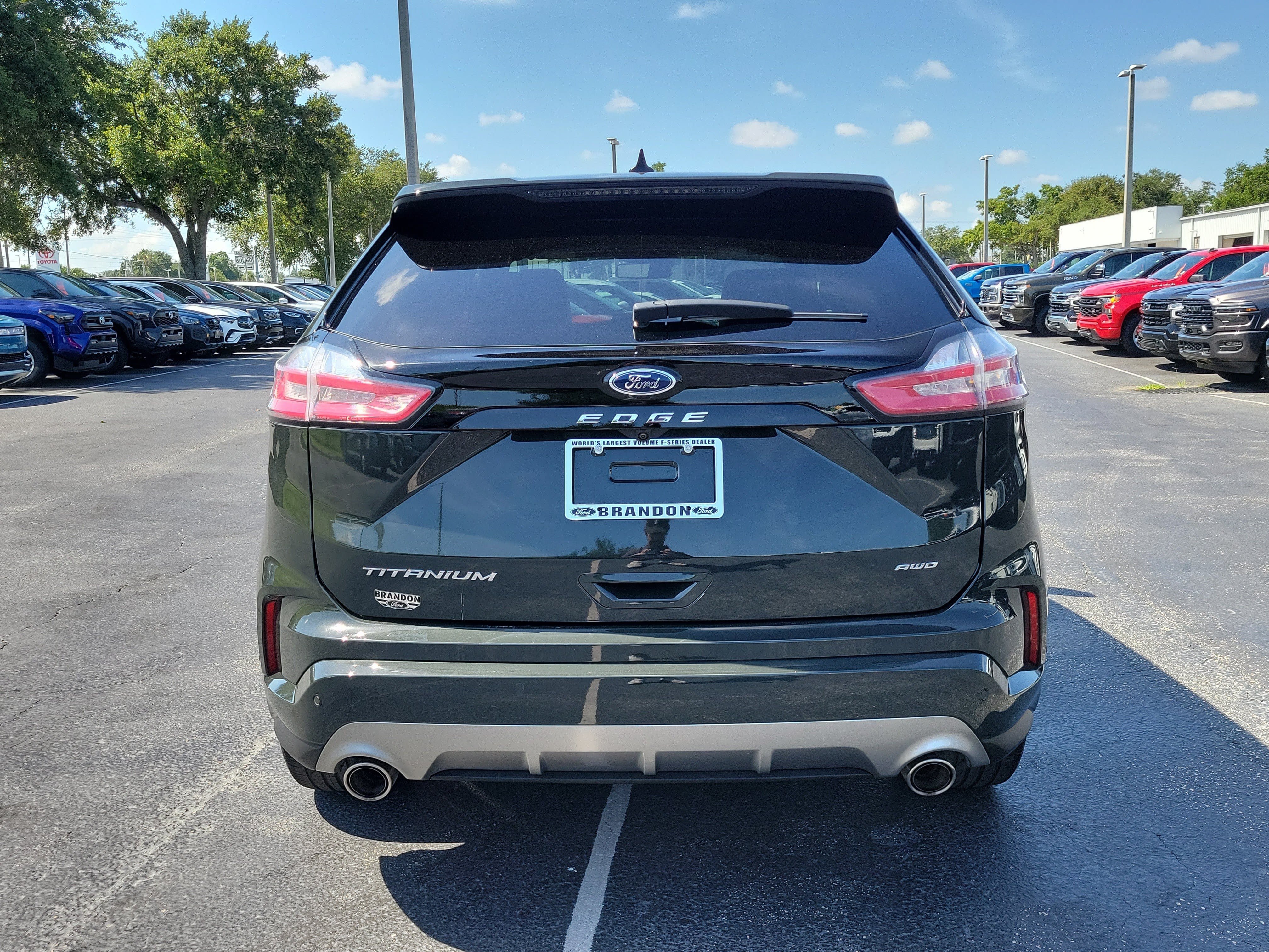 Certified 2024 Ford Edge Titanium w/ Titanium Elite Package AWD/4WD image 8