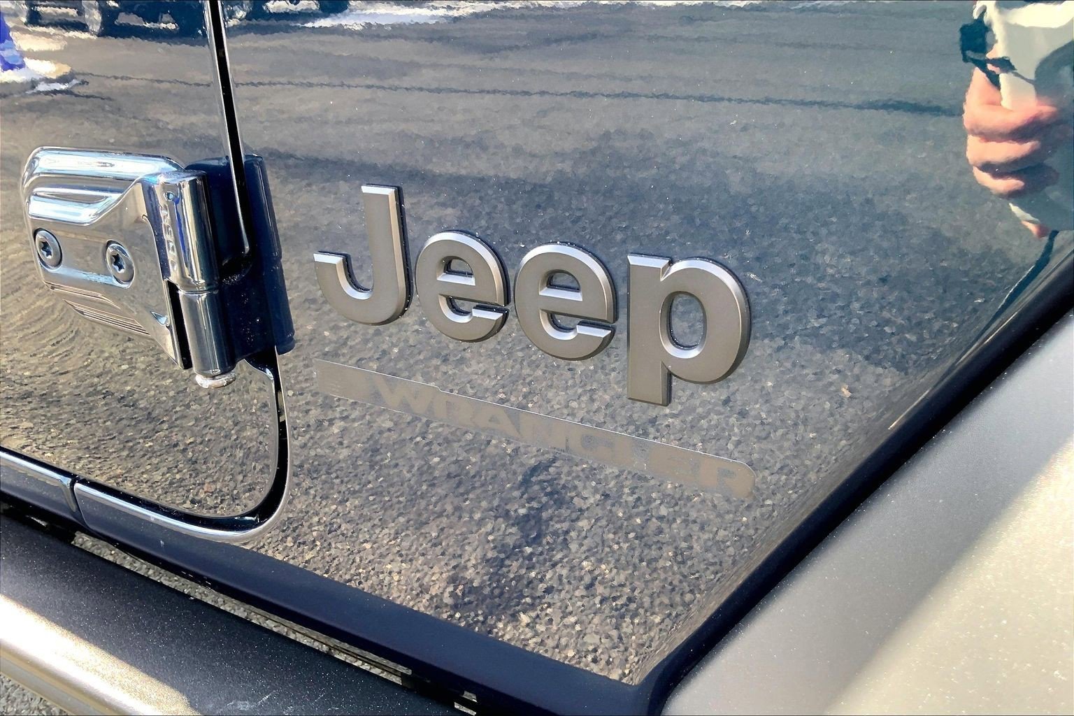 Certified 2025 Jeep Wrangler Sport image 27