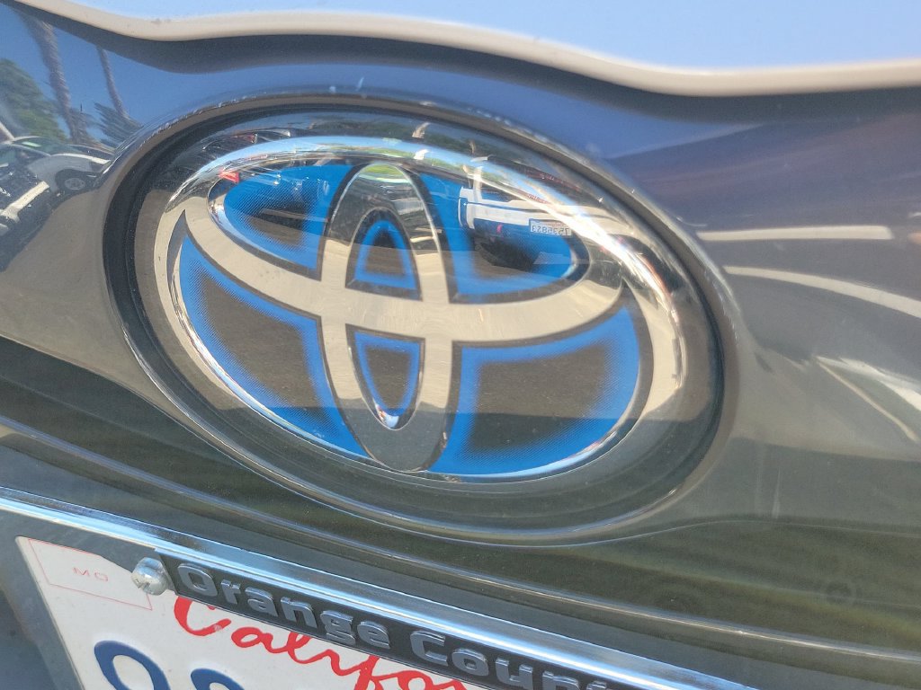 Used 2021 Toyota Prius Prime LE w/ Carpet Mat Package (TMS) FWD image 29