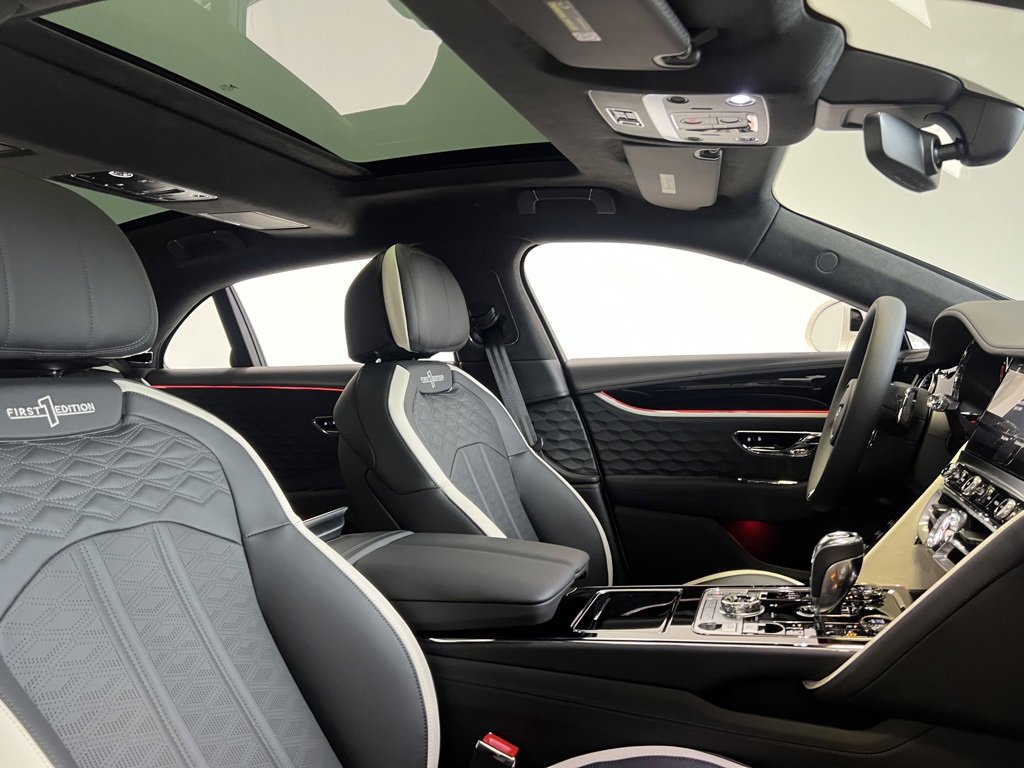 Used 2025 Bentley Flying Spur Speed image 24
