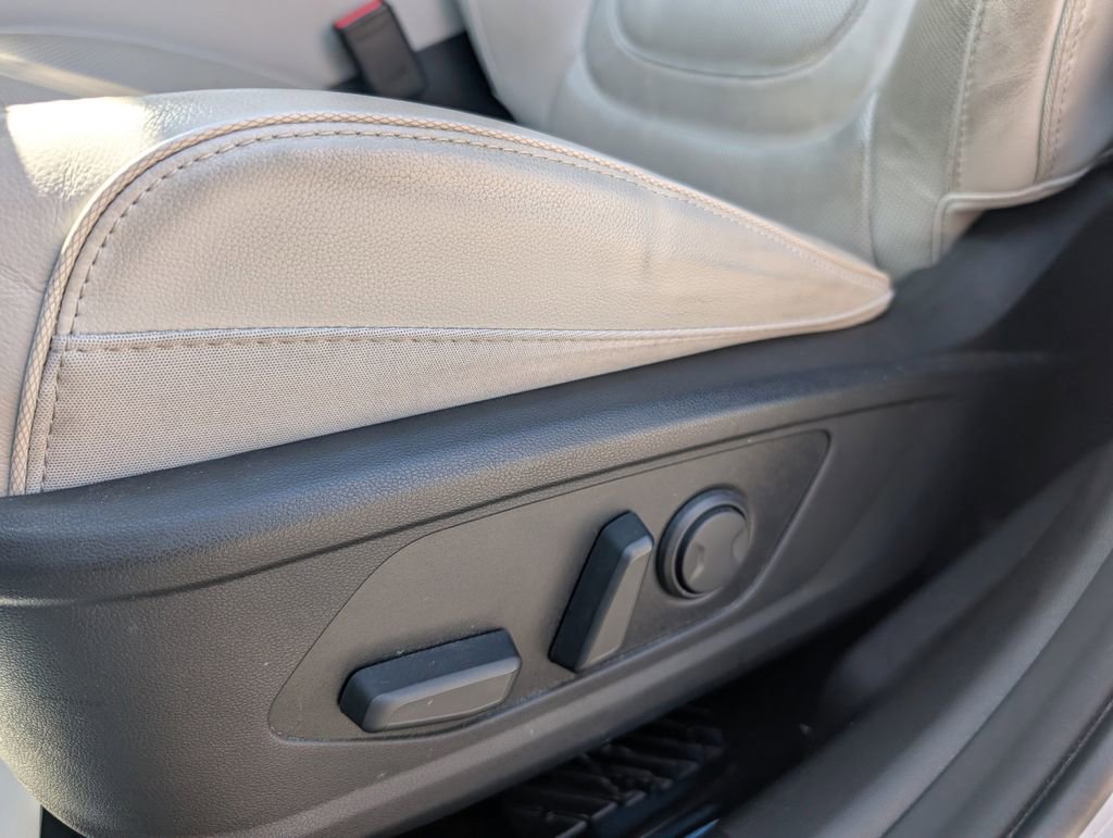 Used 2022 Hyundai Tucson Limited image 10