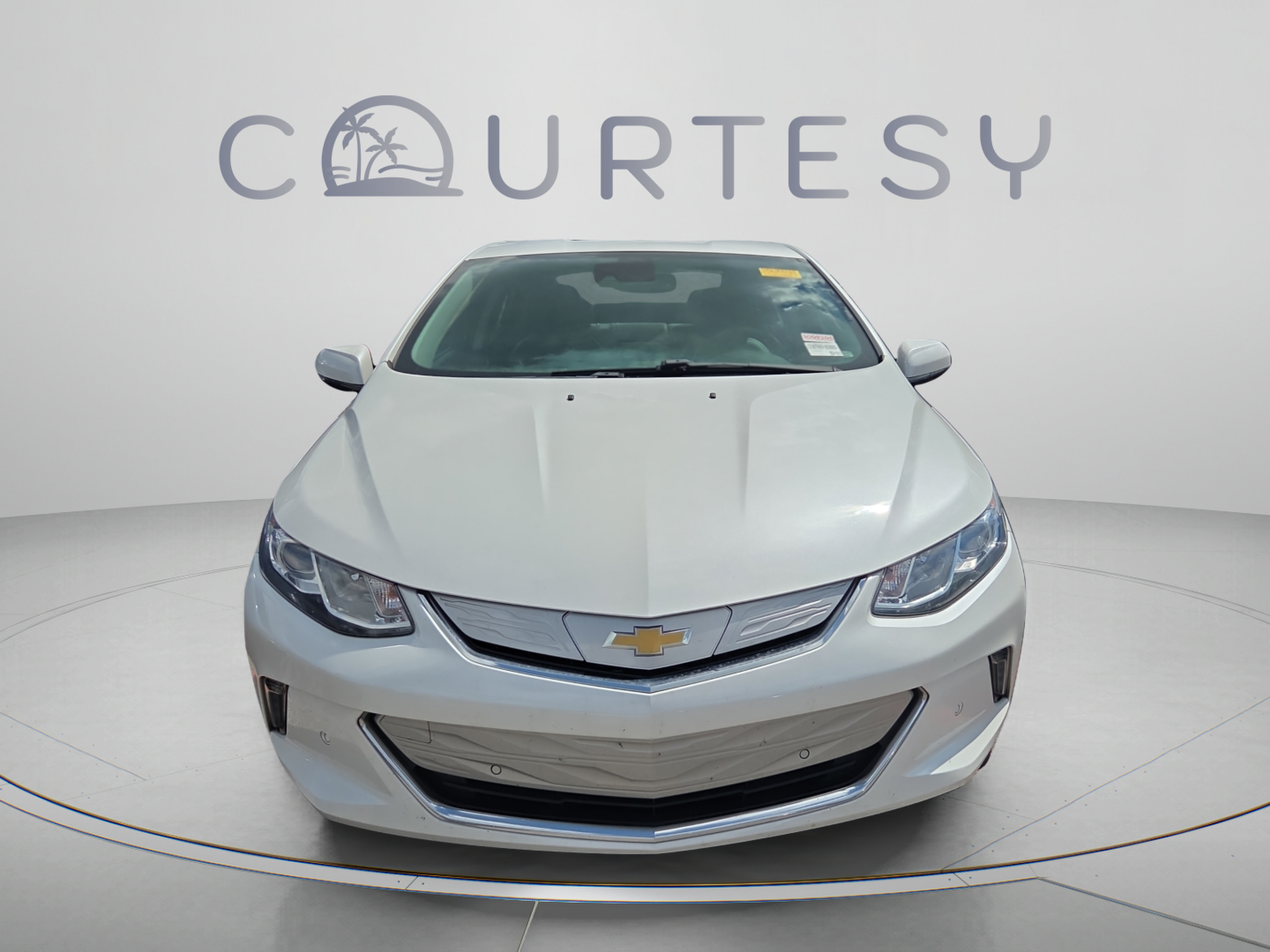 Used 2017 Chevrolet Volt Premier w/ Driver Confidence II Package FWD image 4