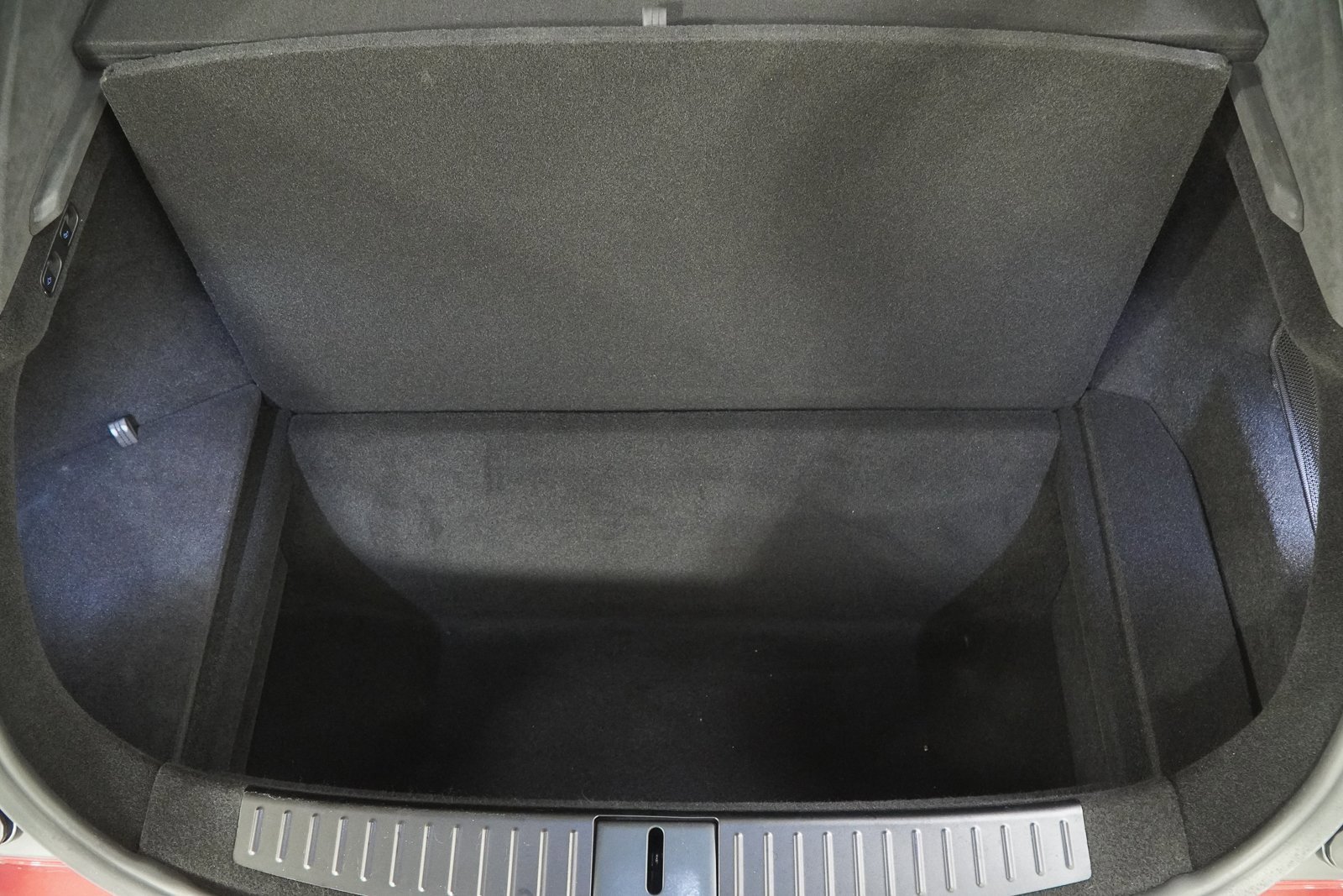 Used 2021 Tesla Model S Plaid image 10