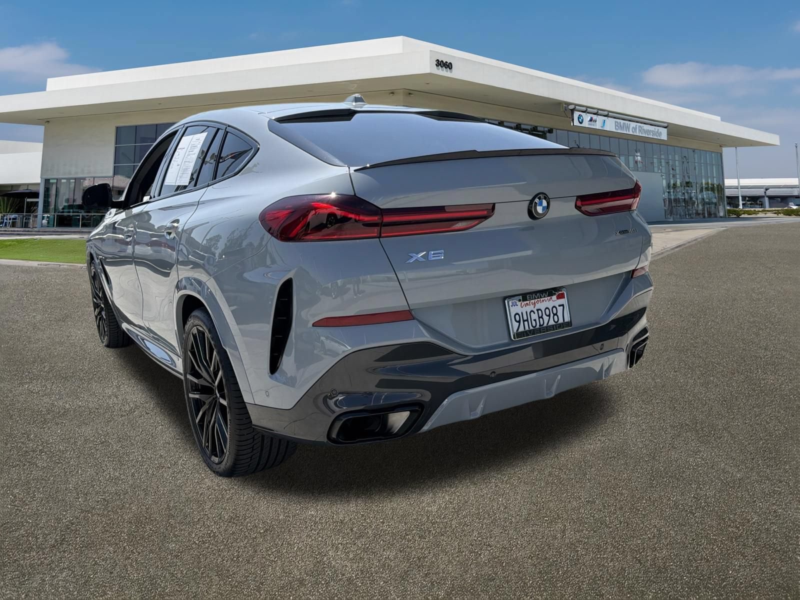 Certified 2024 BMW X6 xDrive40i w/ Executive Package AWD/4WD image 8