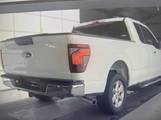 Used 2025 Ford F150 XLT w/ Equipment Group 301A Standard RWD image 3