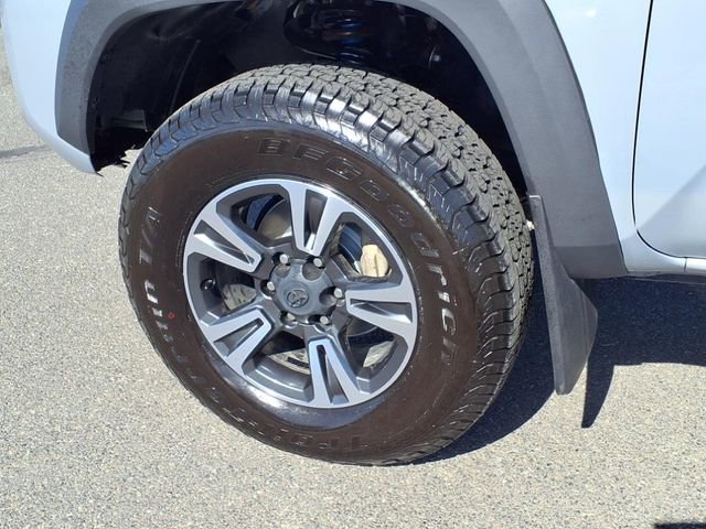 Used 2021 Toyota Tacoma TRD Off-Road image 9