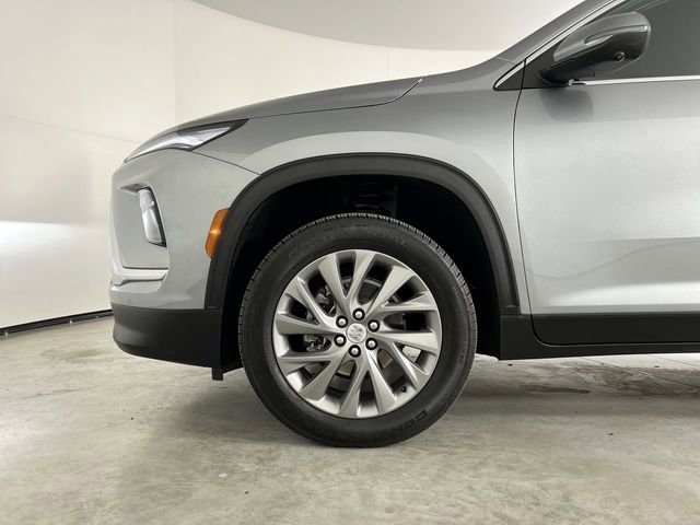 Used 2026 Buick Enclave Preferred w/ LPO, All-Weather Package image 33