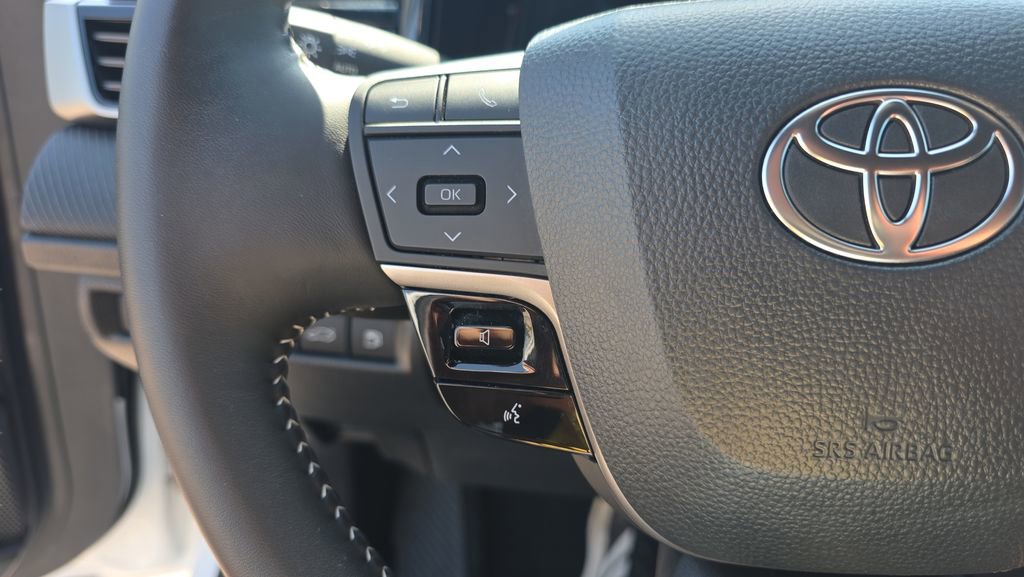 Certified 2025 Toyota Camry SE FWD image 20