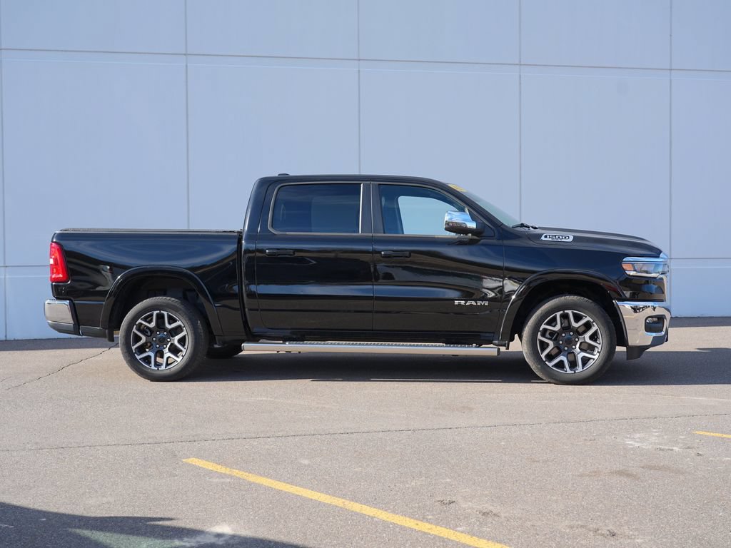 Used 2025 RAM 1500 Laramie AWD/4WD image 2